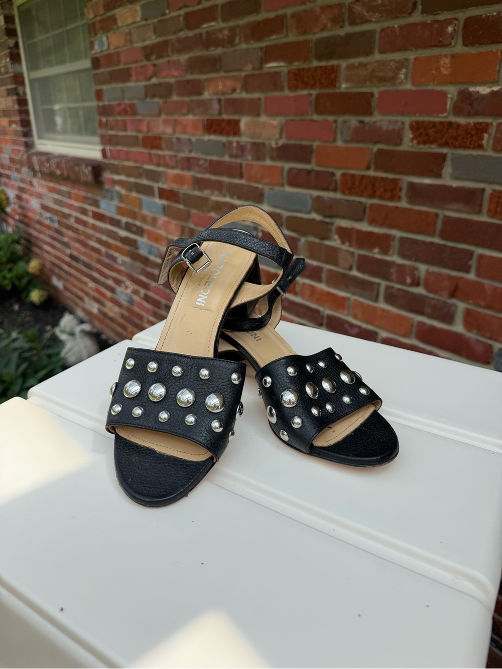 VINTAGE Napoleoni Italian Leather -Made in ITALY - Black Studded Sandals